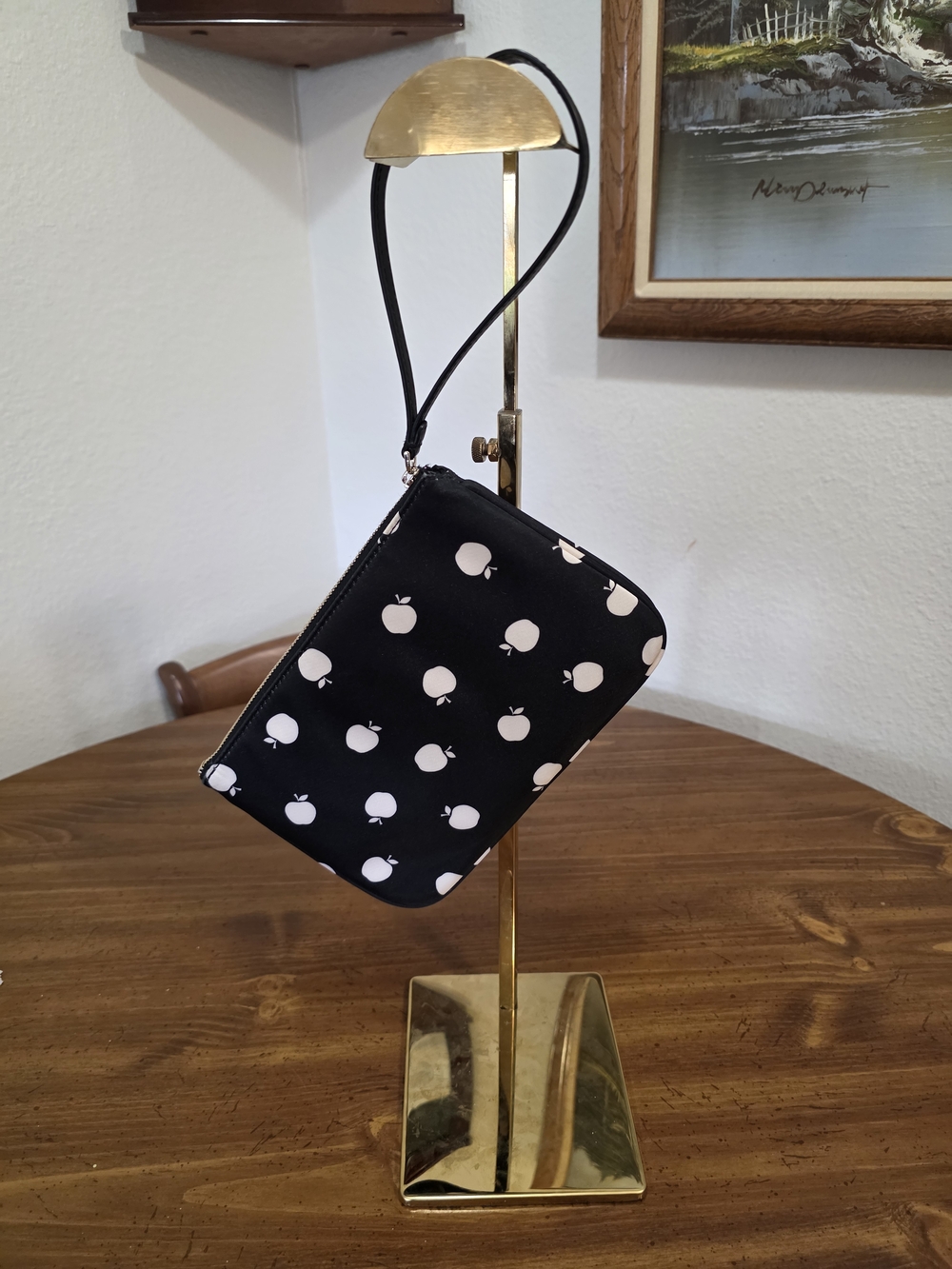 kate spade New York Chelsea  Medium Wristlet - Picture 3 of 14